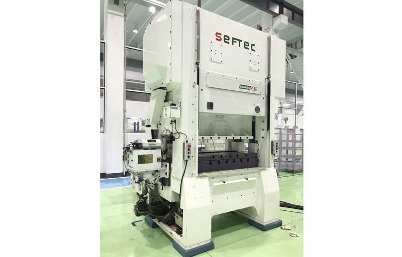 送料機(jī)的保養(yǎng)潤滑注意事項