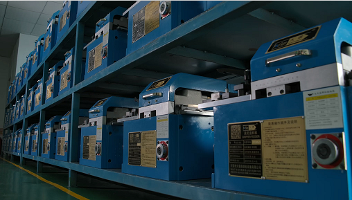 怎么調(diào)試伺服送料機(jī)？